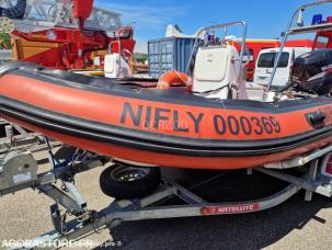 Fourgon bâché avec parois rigides nc Commande 15 