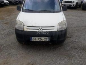 Fourgon avec parois et toit rigide Citroën Berlingo