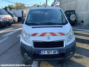 Fourgon avec parois et toit rigide Peugeot Expert
