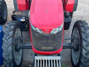 Tracteur agricole Massey Ferguson 4709