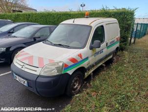 Fourgon avec parois et toit rigide Citroën Berlingo