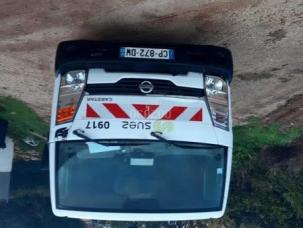 Benne à ordure ménagères Nissan Cabstar