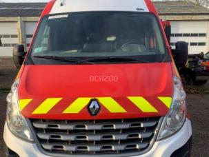 Fourgon avec parois et toit rigide Renault Master