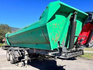 Fourgon bâché avec parois rigides Metaco SD233