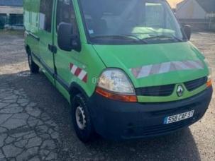Fourgon avec parois et toit rigide Renault Master