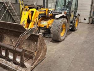 Pelle  Jcb 5TC