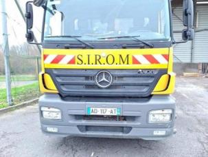 Benne amovible (à bras) Mercedes 1824