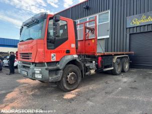  Iveco             260E35