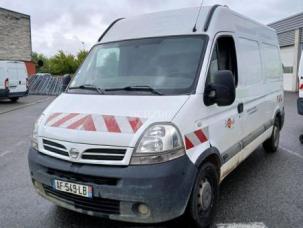 Fourgon avec parois et toit rigide Nissan Interstar