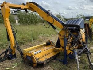 Épareuse Bomford FALCON 550 M