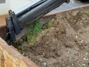 Benne basculante de chantier et de TP Renault Gamme M