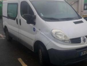 Fourgon avec parois et toit rigide Renault Trafic