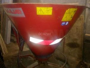 Distributeur d'engrais nc