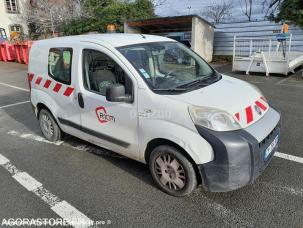 Fourgon avec parois et toit rigide Fiat Fiorino