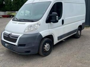 Fourgon avec parois et toit rigide Citroën Jumper