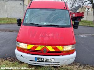Fourgon avec parois et toit rigide Renault Master