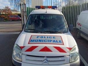 Fourgon avec parois et toit rigide Citroën Berlingo