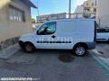 Fourgon avec parois et toit rigide Fiat DOBLO