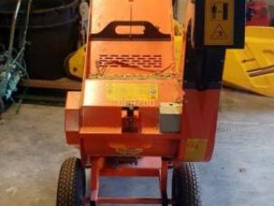 Broyeur de branches Eliet             Major 4S