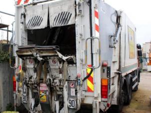 Benne à ordure ménagères Renault PREMIUM 320 DXI