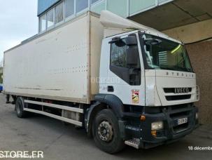 Fourgon avec parois et toit rigide Iveco Stralis