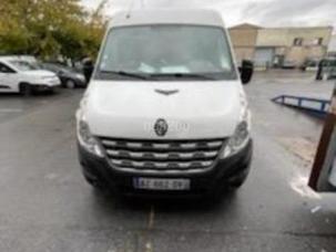 Fourgon avec parois et toit rigide Renault Master