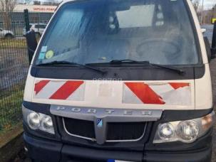 Benne basculante de chantier et de TP Piaggio Porter