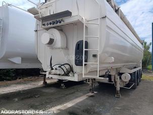 Fourgon bâché avec parois rigides Desot