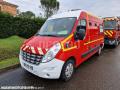 Fourgon avec parois et toit rigide Renault Master