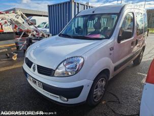 Fourgon avec parois et toit rigide Renault Kangoo