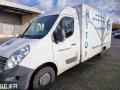 Fourgon avec parois et toit rigide Renault Master