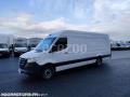 Fourgon avec parois et toit rigide Mercedes Sprinter