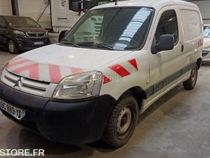 Fourgon avec parois et toit rigide Citroën Berlingo