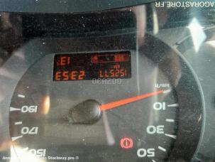 Fourgon avec parois et toit rigide Renault Kangoo