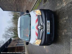 Fourgon avec parois et toit rigide Renault Kangoo