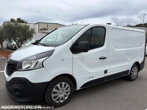 Fourgon avec parois et toit rigide Renault Trafic