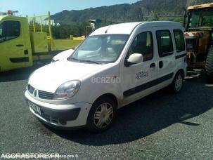 Fourgon avec parois et toit rigide Renault Kangoo