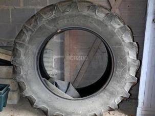Autre nc             520/70 R 38