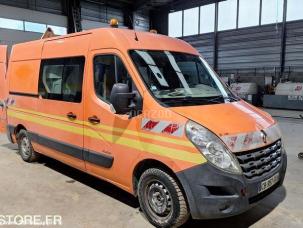 Fourgon avec parois et toit rigide Renault Master