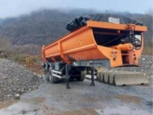 Benne basculante de chantier et de TP Cleri