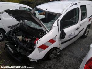 Fourgon avec parois et toit rigide Renault Kangoo
