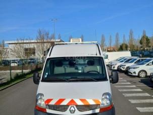 Fourgon avec parois et toit rigide Renault Master