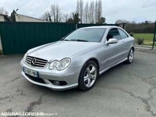 Fourgon avec parois et toit rigide Mercedes CLK