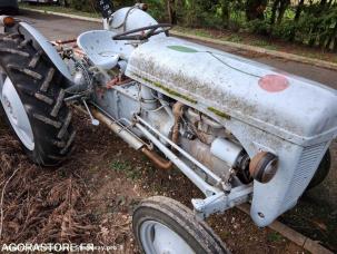 Tracteur agricole nc TEA 20