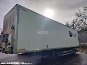 Fourgon avec parois et toit rigide Fruehauf