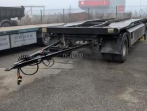 Fourgon bâché avec parois rigides Jung