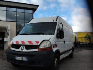 Fourgon avec parois et toit rigide Renault Master