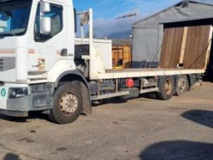 Porte-engins Renault prenium lander