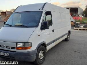 Fourgon avec parois et toit rigide Renault Master