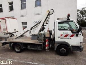 Nacelle Nissan Cabstar